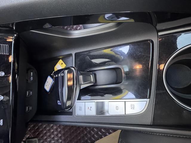 Hyundai Elantra 2022, фото 11
