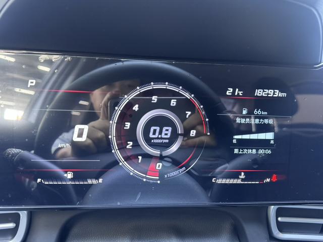 Hyundai Elantra 2022, фото 16