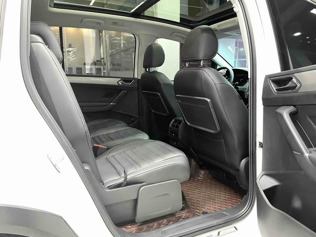 Volkswagen Tuan L 2021, фото 14