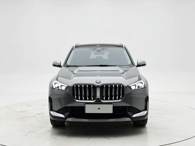BMW X1 2023, фото 2