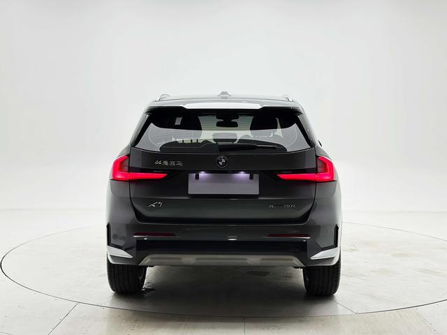 BMW X1 2023, фото 5