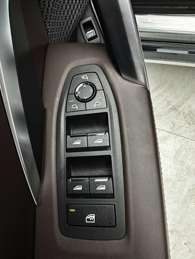 BMW X1 2023, фото 16