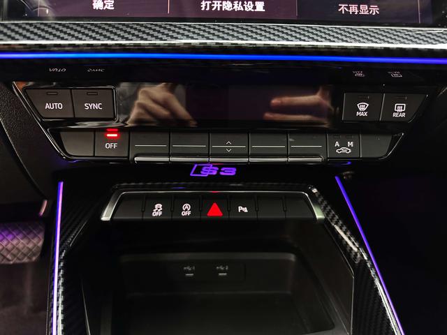 Audi A3 2022, фото 15