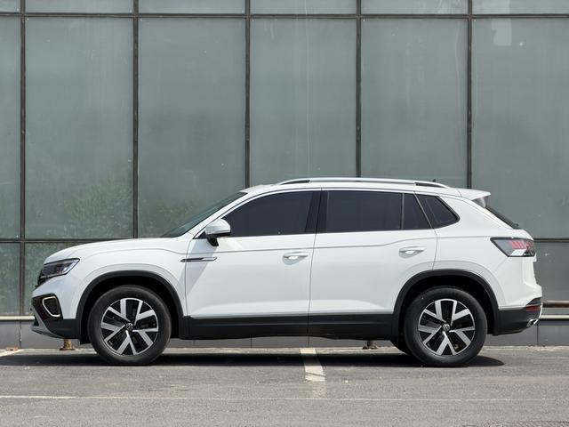 Volkswagen Tayron 2023, фото 8