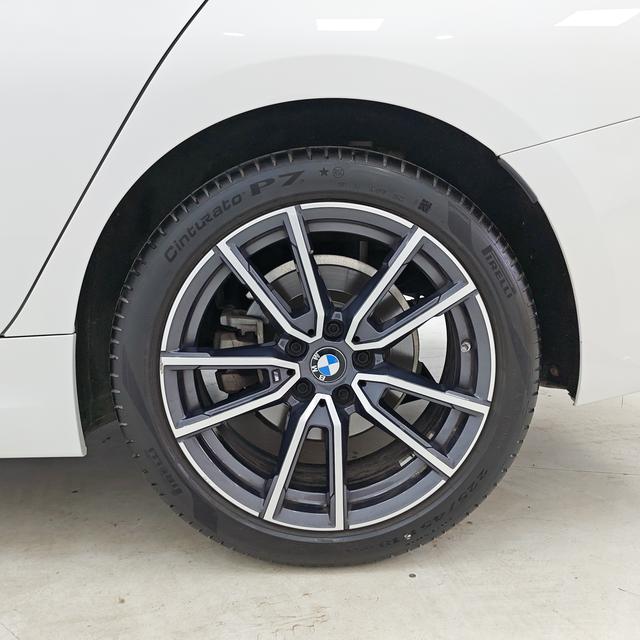 BMW 3 2022, фото 17