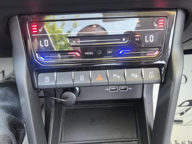 Skoda Karoq 2022, фото 15