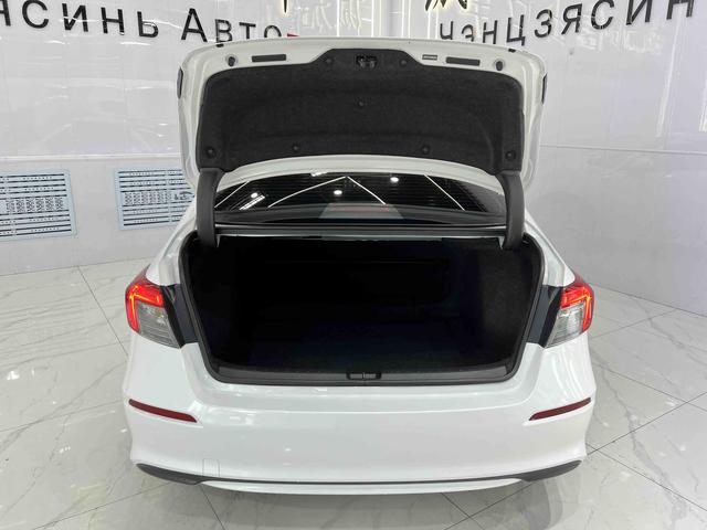 Honda Civic 2022, фото 16