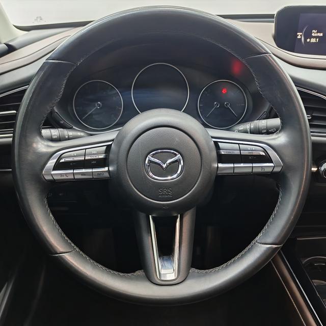 Mazda CX-30 2021, фото 12