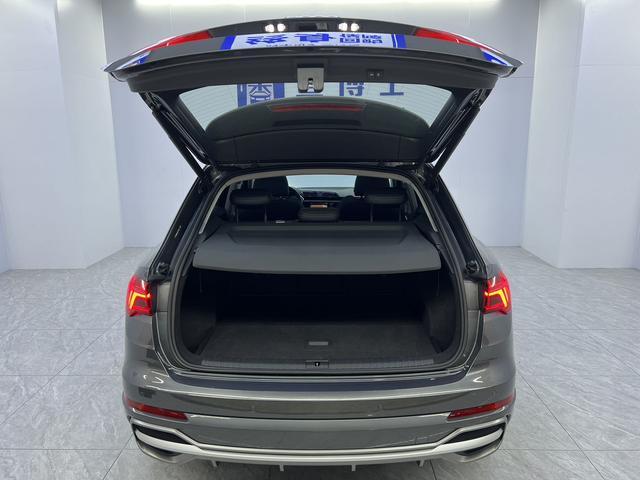 Audi Q3 2023, фото 17