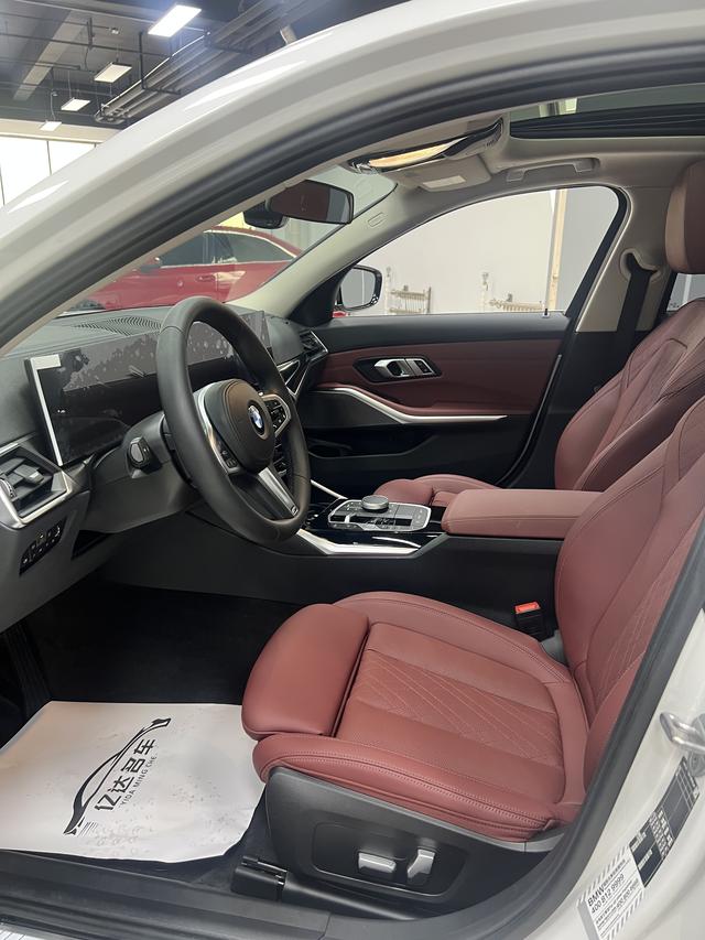 BMW 3 2023, фото 16