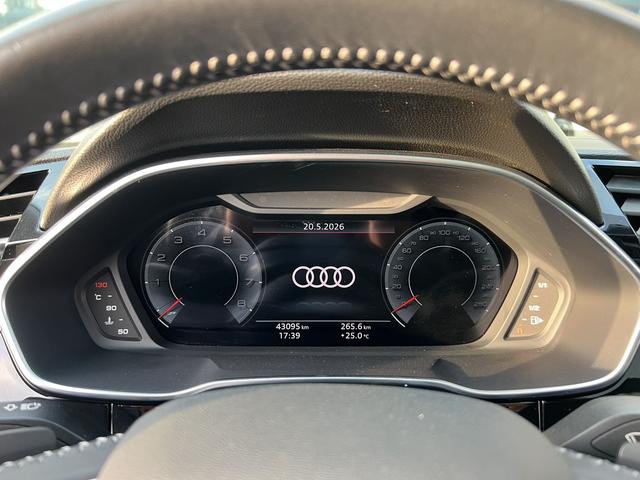 Audi Q3 2022, фото 12
