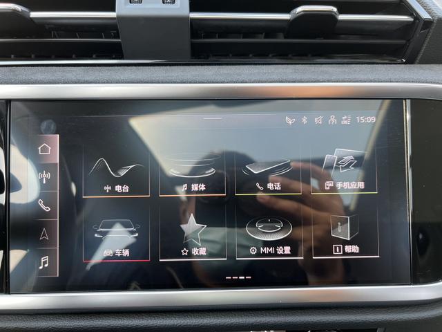 Audi Q3 2022, фото 17