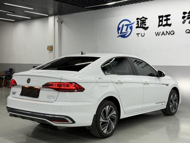 Volkswagen Bora 2025, фото 4