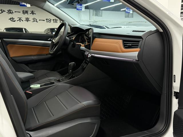 Volkswagen Bora 2025, фото 9