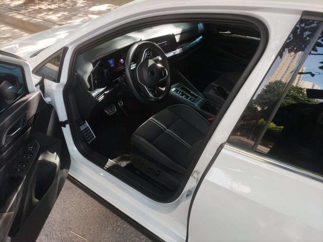 Volkswagen Golf 2023, фото 5