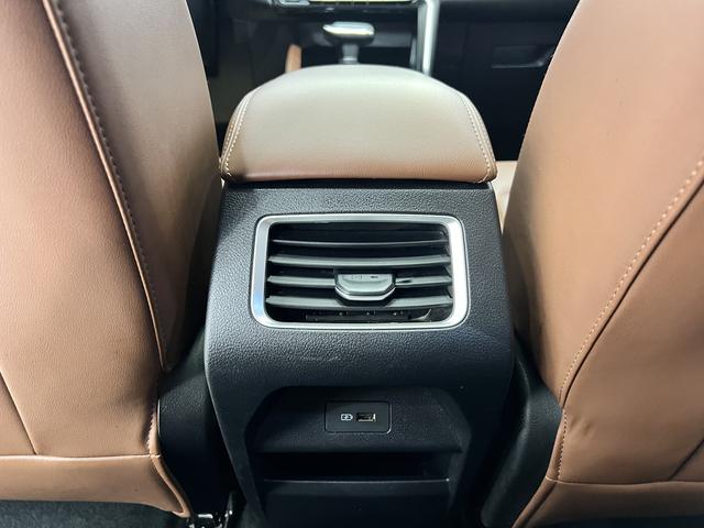 Geely Emgrand X6 2021, фото 14