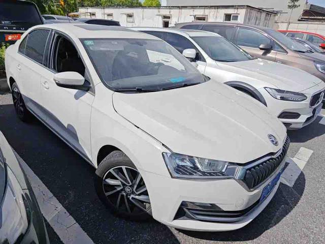 Skoda Rapid 2022, фото 2