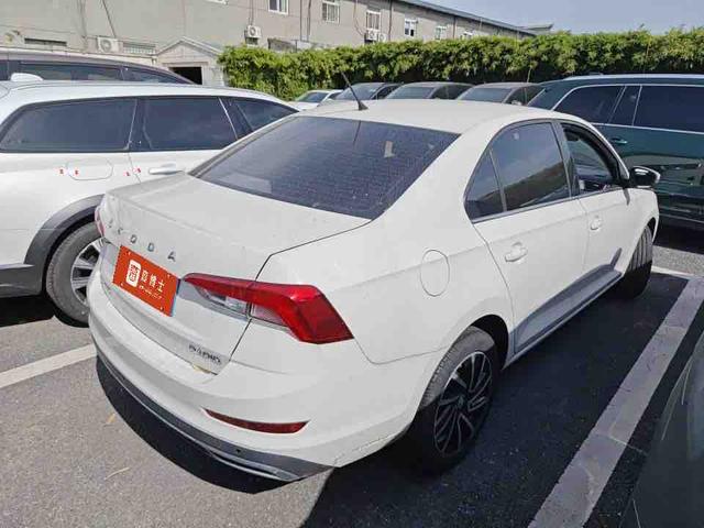 Skoda Rapid 2022, фото 3