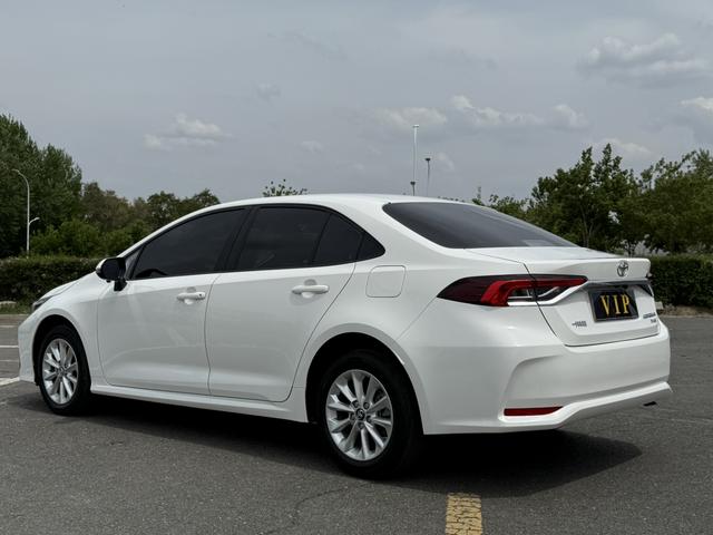Toyota Corolla 2021, фото 4