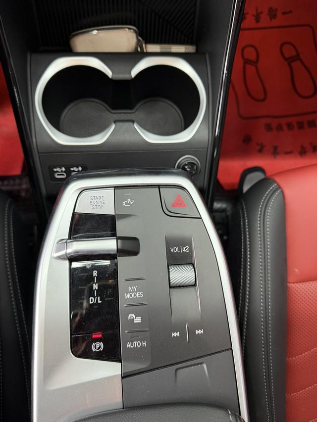 BMW X1 2023, фото 8