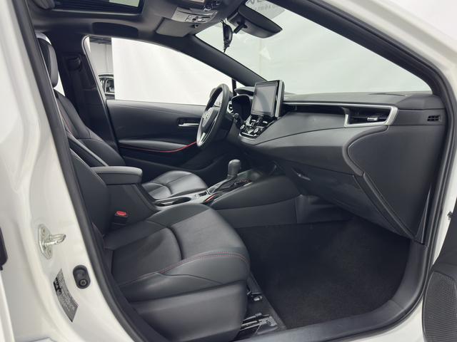 Toyota Corolla 2022, фото 11