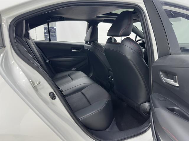 Toyota Corolla 2022, фото 12