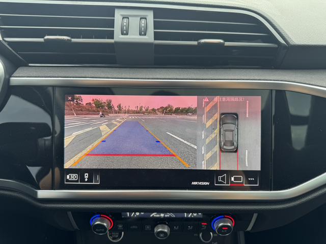 Audi Q3 2022, фото 17