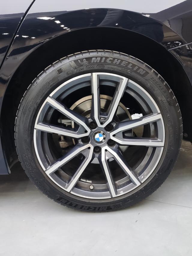 BMW 3 2023, фото 15