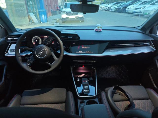 Audi A3 2022, фото 8