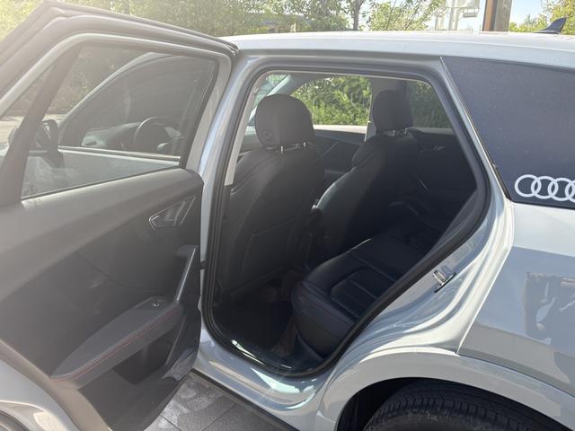 Audi Q2L 2022, фото 4