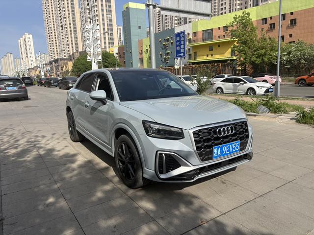 Audi Q2L 2022, фото 9