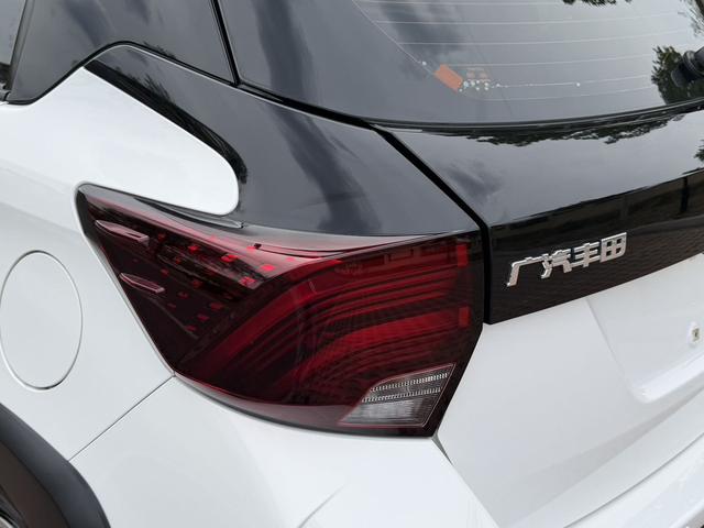 Toyota Yaris 2022, фото 7