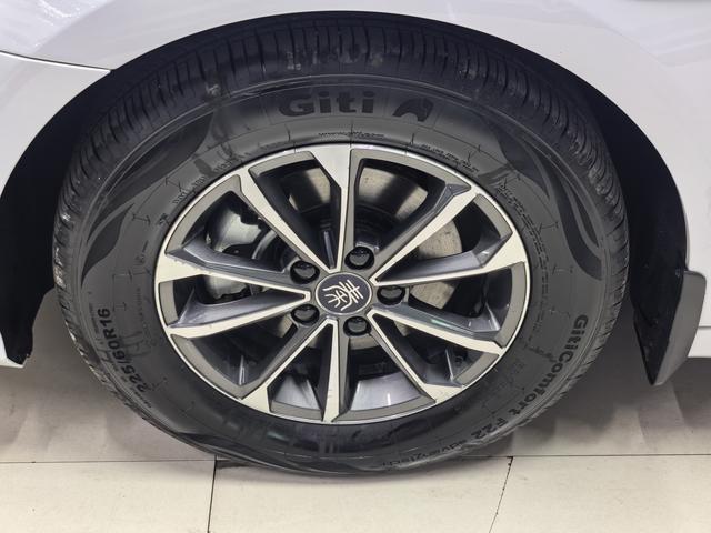 BYD Qin PLUS 2023, фото 9