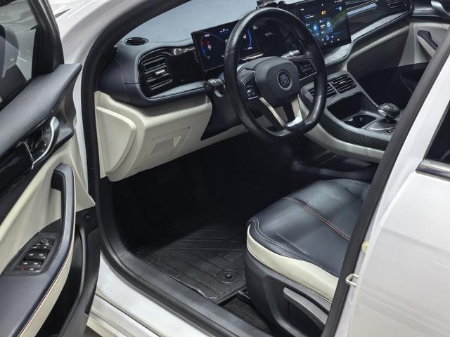 BYD Qin PLUS 2023, фото 14