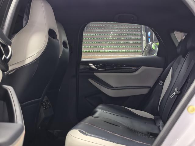 BYD Qin PLUS 2023, фото 15