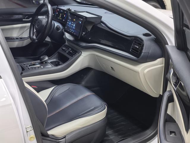 BYD Qin PLUS 2023, фото 16