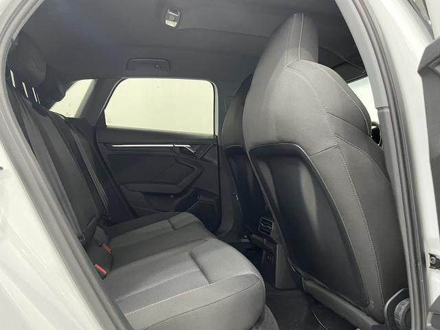 Audi A3 2022, фото 14