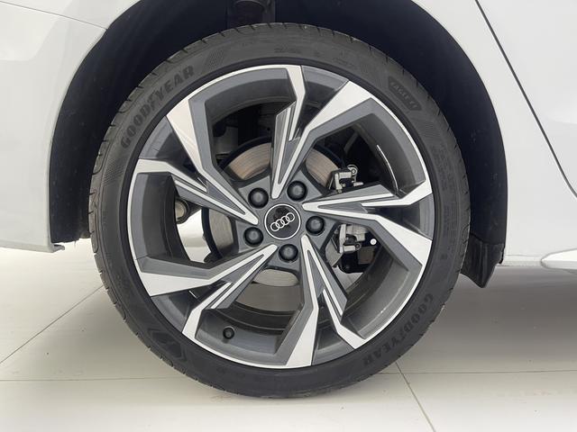 Audi A3 2023, фото 15