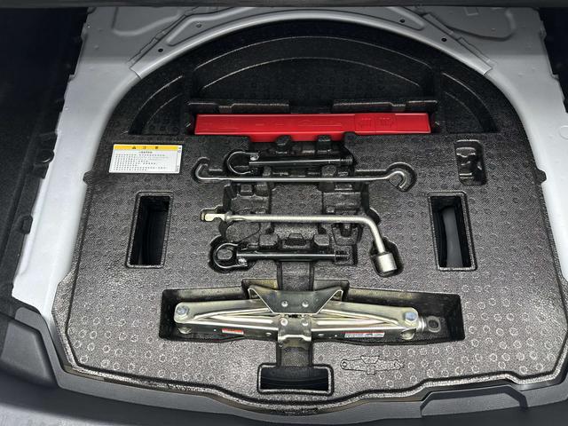 Toyota Corolla 2021, фото 17