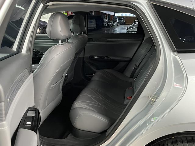 Geely Galaxy L6 2025, фото 8