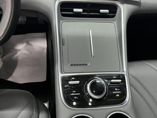 Geely Galaxy L6 2025, фото 12