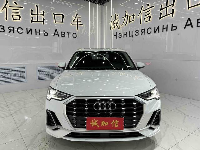 Audi Q3 2022, фото 2