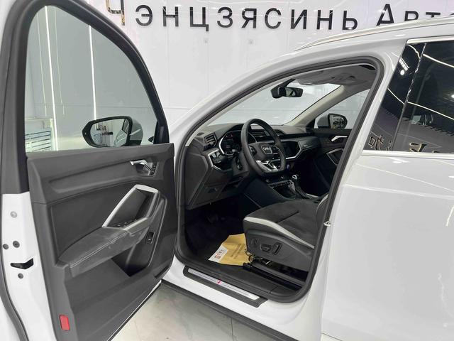 Audi Q3 2022, фото 7