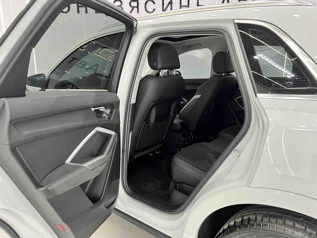 Audi Q3 2022, фото 13