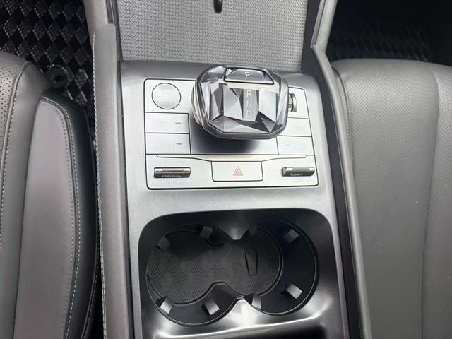 BYD Qin L DM 2024, фото 9
