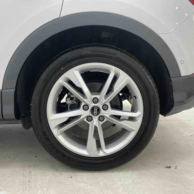 Audi Q3 2022, фото 16