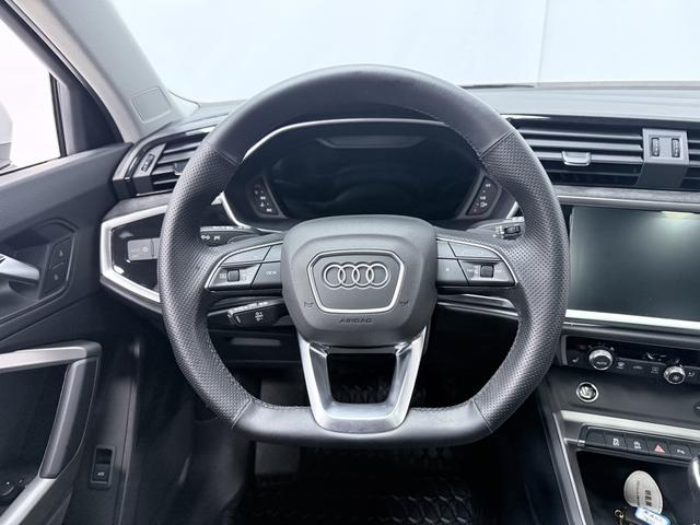 Audi Q3 2022, фото 14