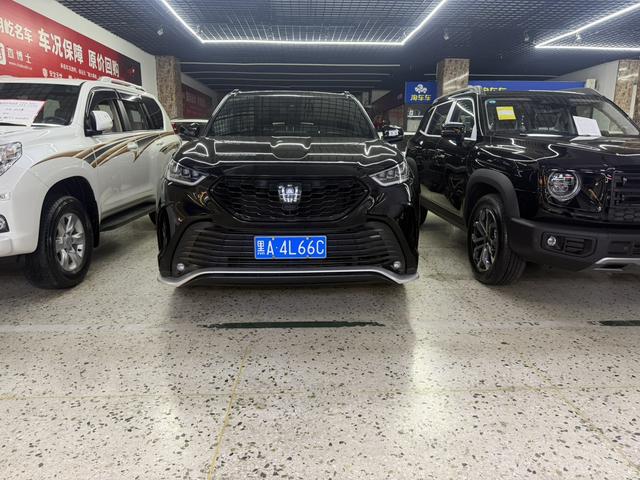 Toyota Crown 2022, фото 2