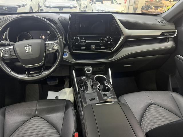 Toyota Crown 2022, фото 9