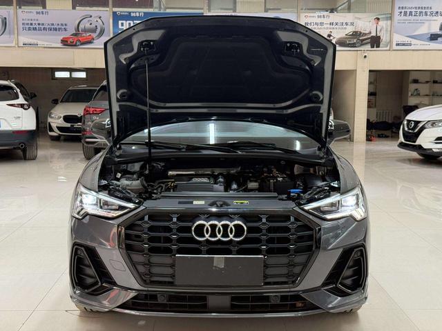 Audi Q3 2023, фото 7